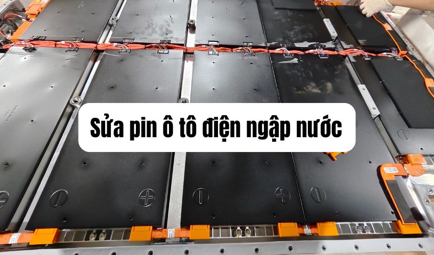Sửa pin xe ô tô điện ngập nước